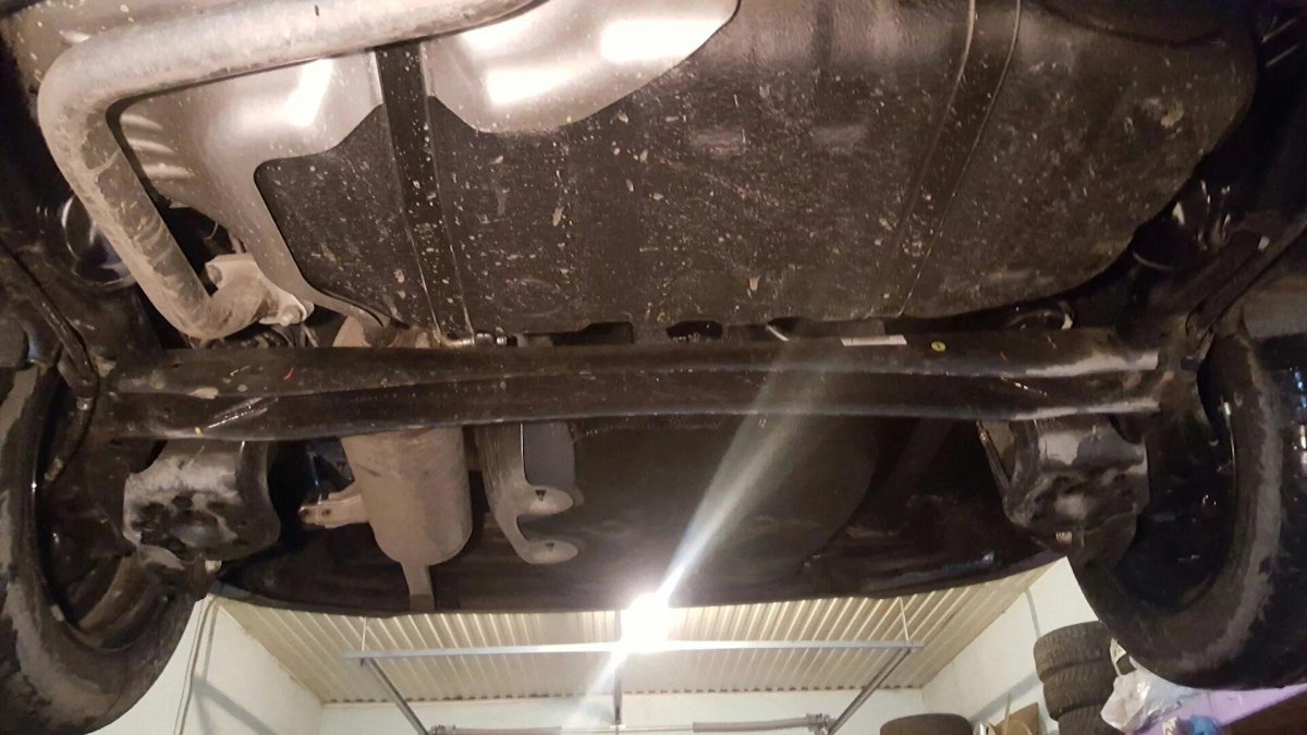 Hyundai Solaris 2021 вид снизу