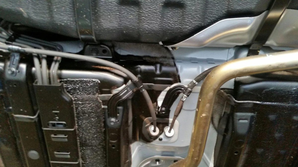 Днище Kia Rio 3