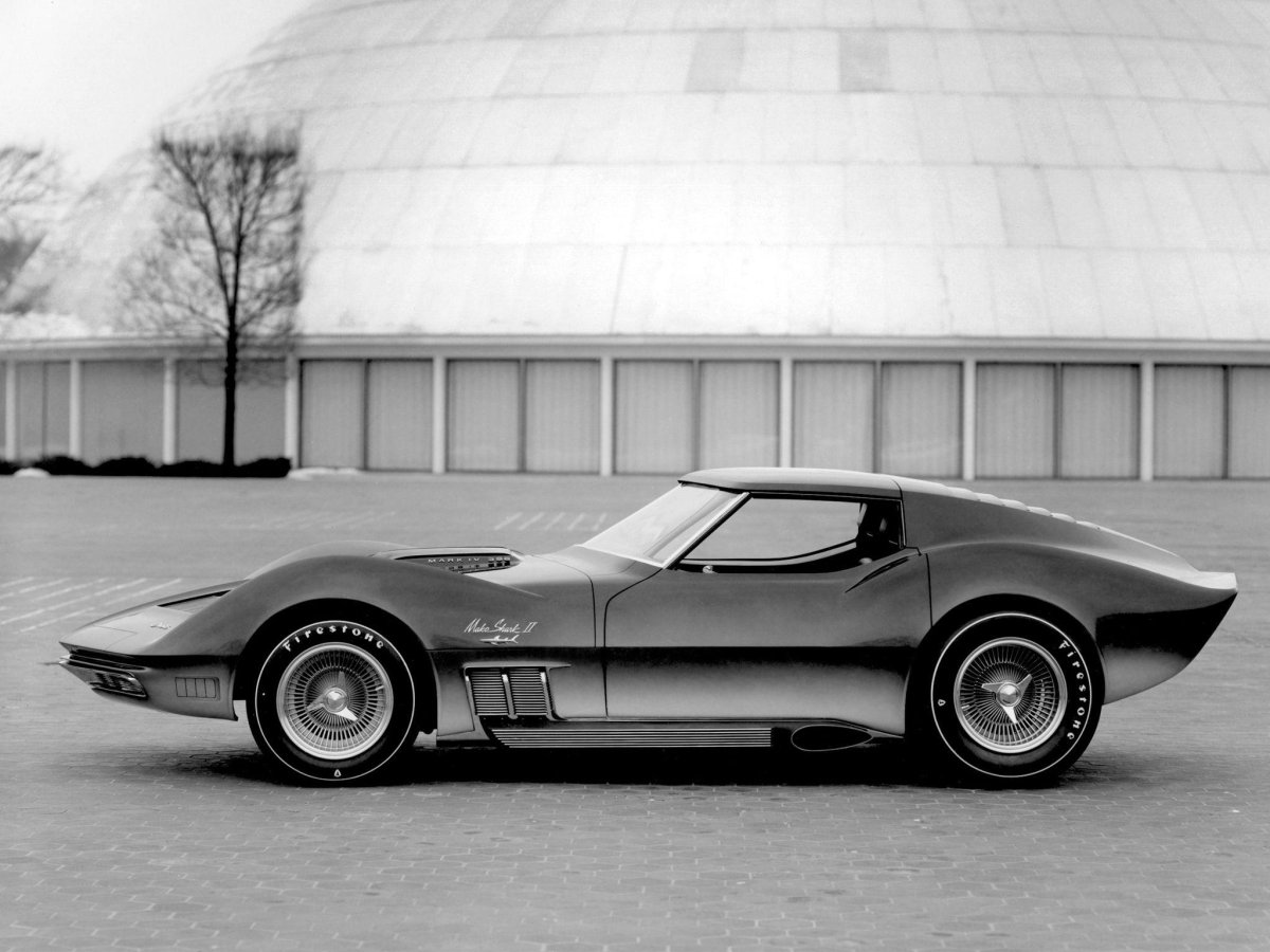 Chevrolet Corvette c3 Mako Shark