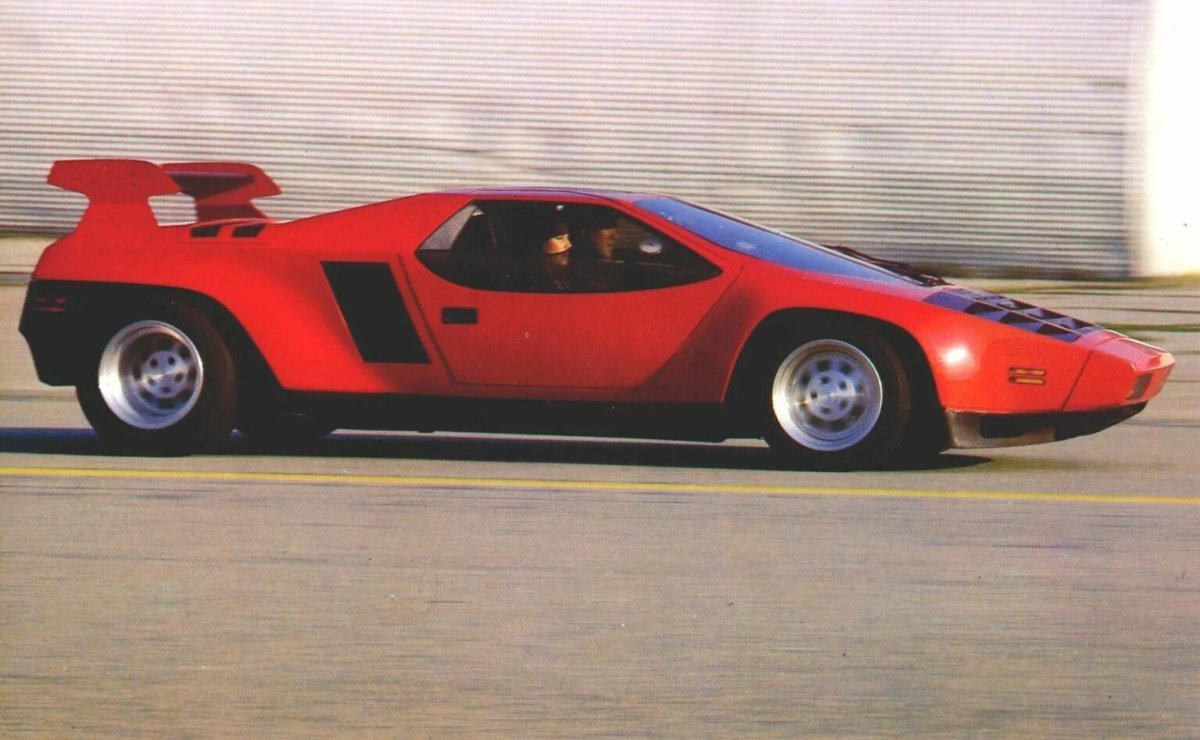 Vector w2 Twin Turbo 1980