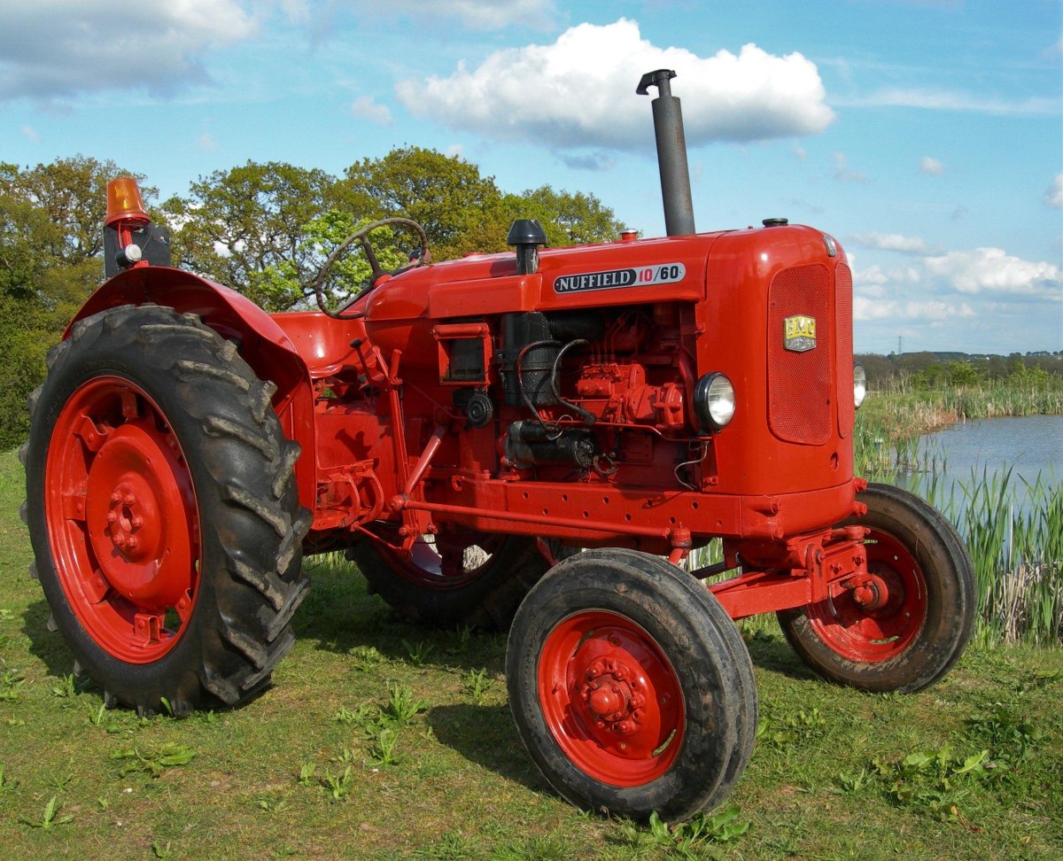 Трактор т-28 Владимирец