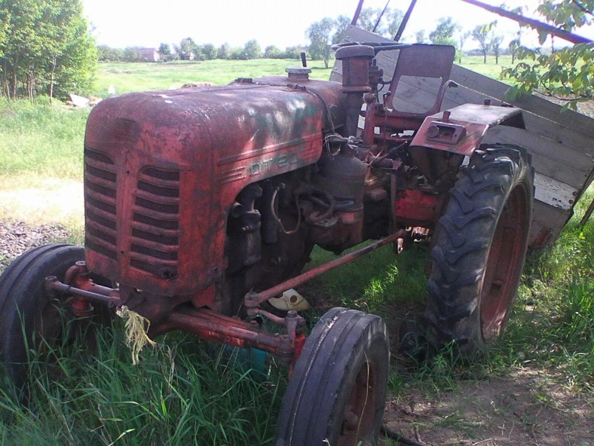 ДТ-20 трактор