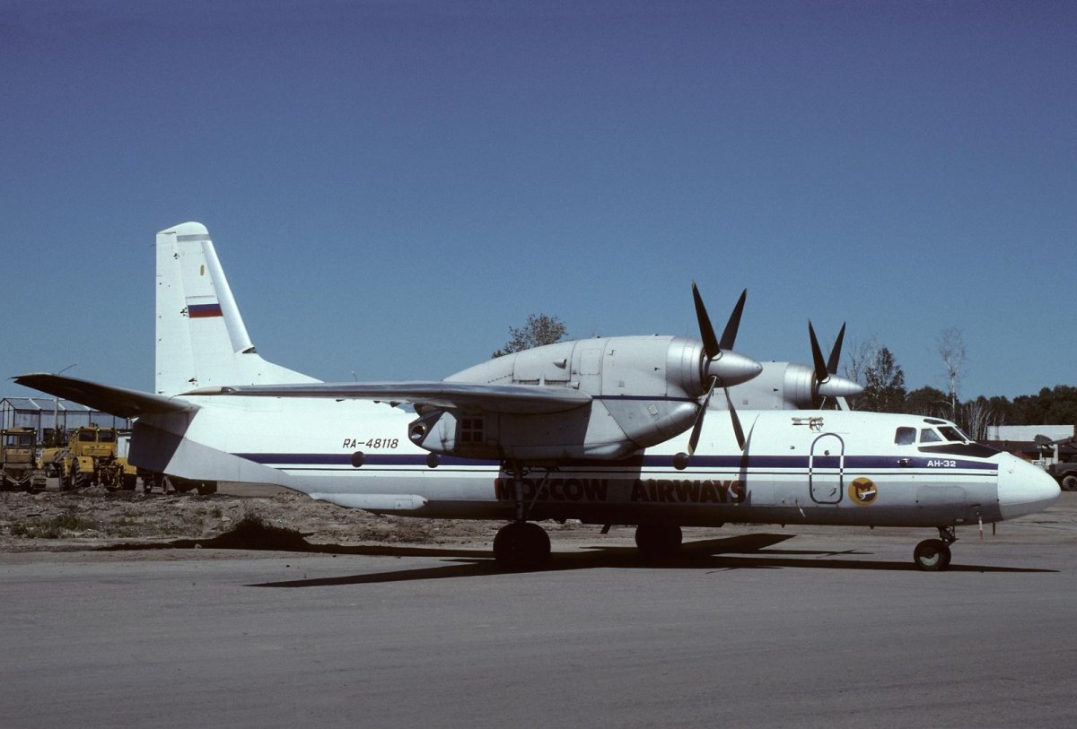 Antonov an-32a