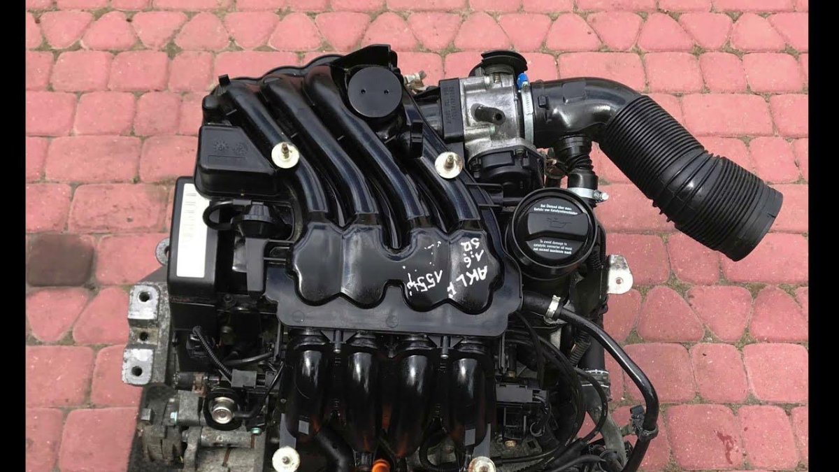 Гольф 4 двигатель 1.6 AKL