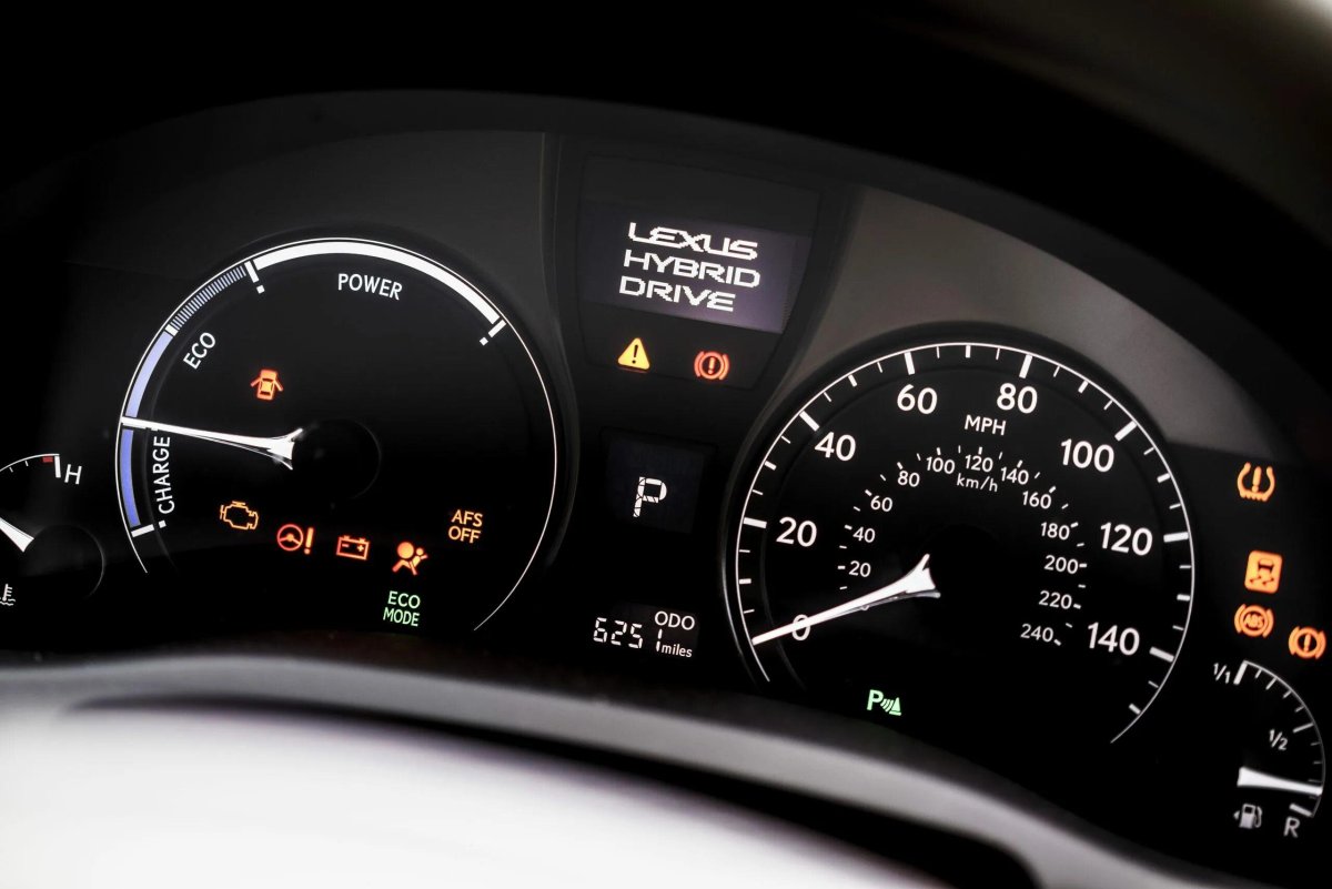 Lexus rx350 панель приборов