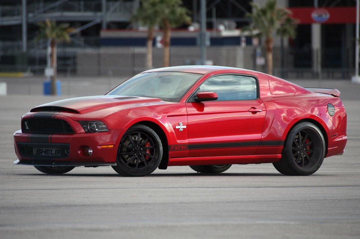 Форд Мустанг Шелби gt 500 super Snake