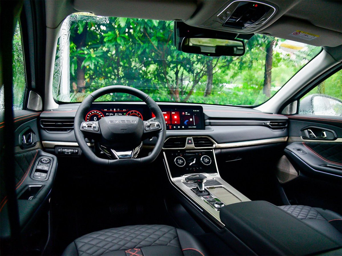 Exeed VX 2022 интерьер