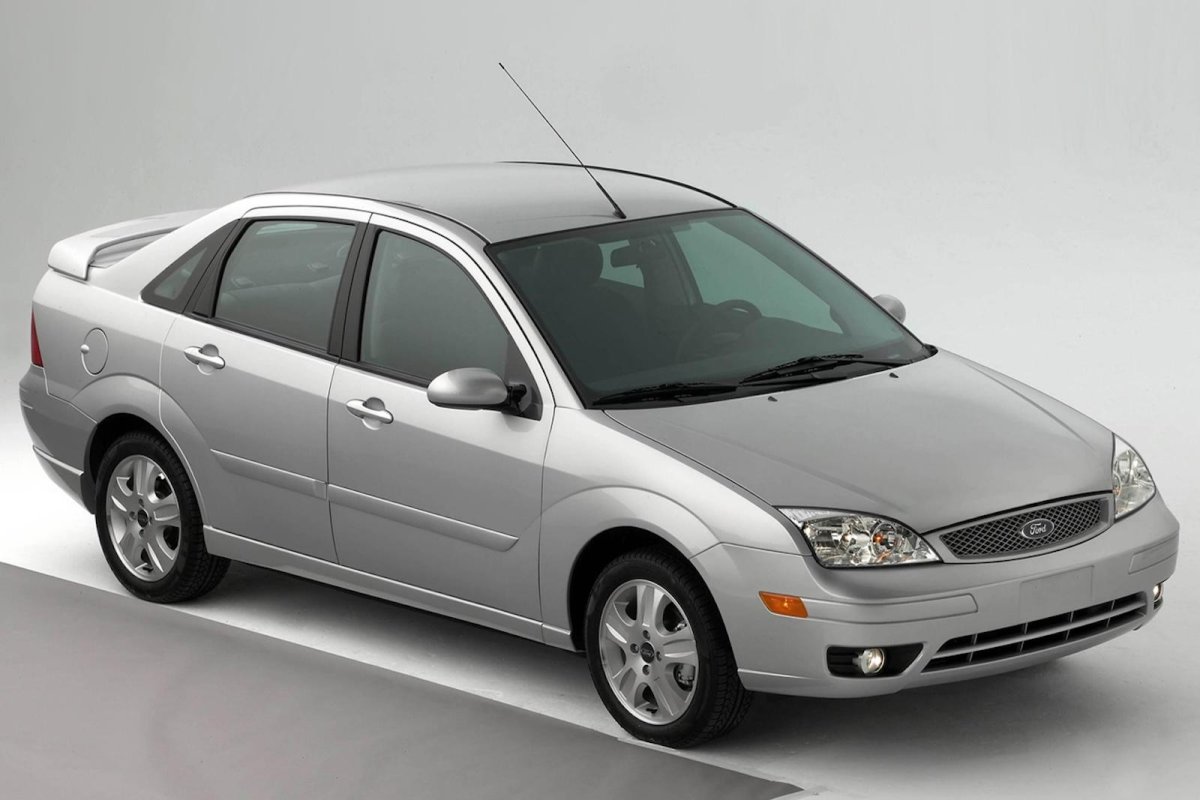 Ford Focus 2005 седан