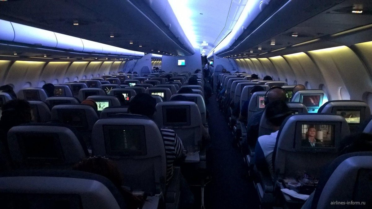 Airbus a330-300 салон