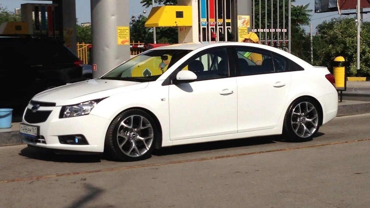 Chevrolet Cruze r17