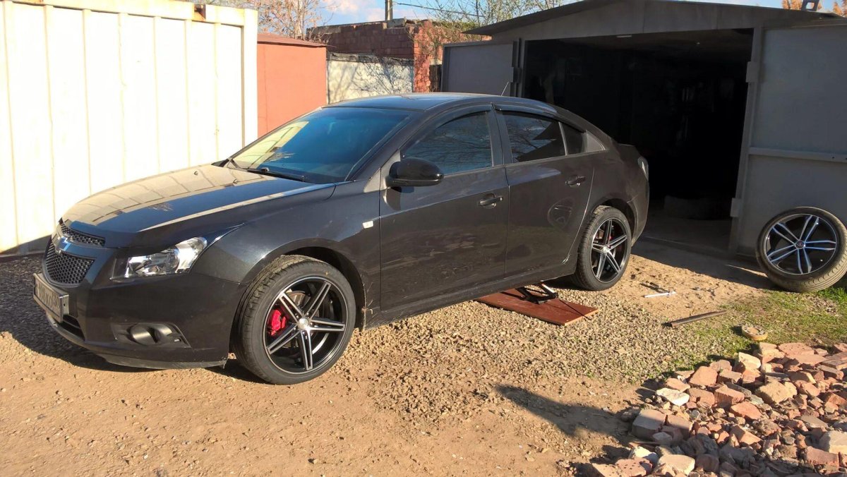 Шевроле Круз на литье р17