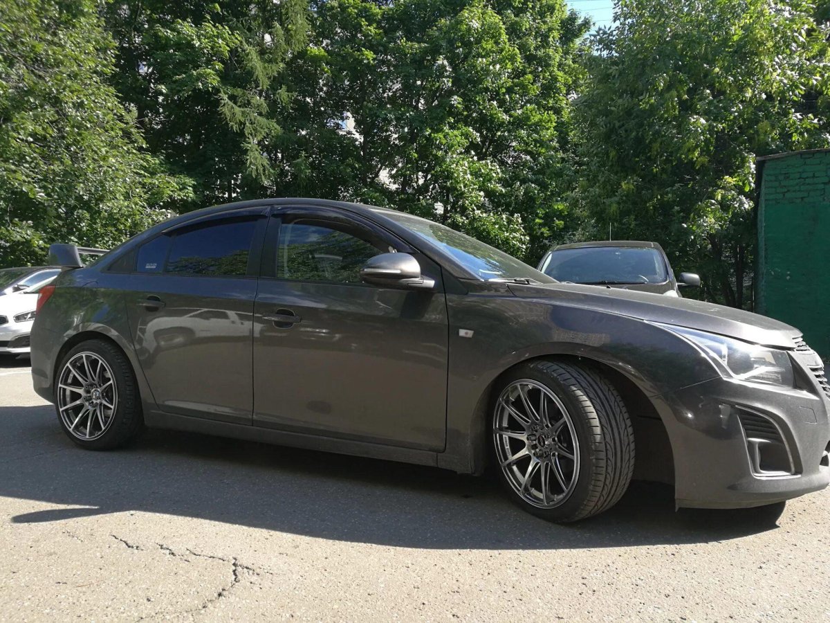 18 Радиус на Шевроле Круз