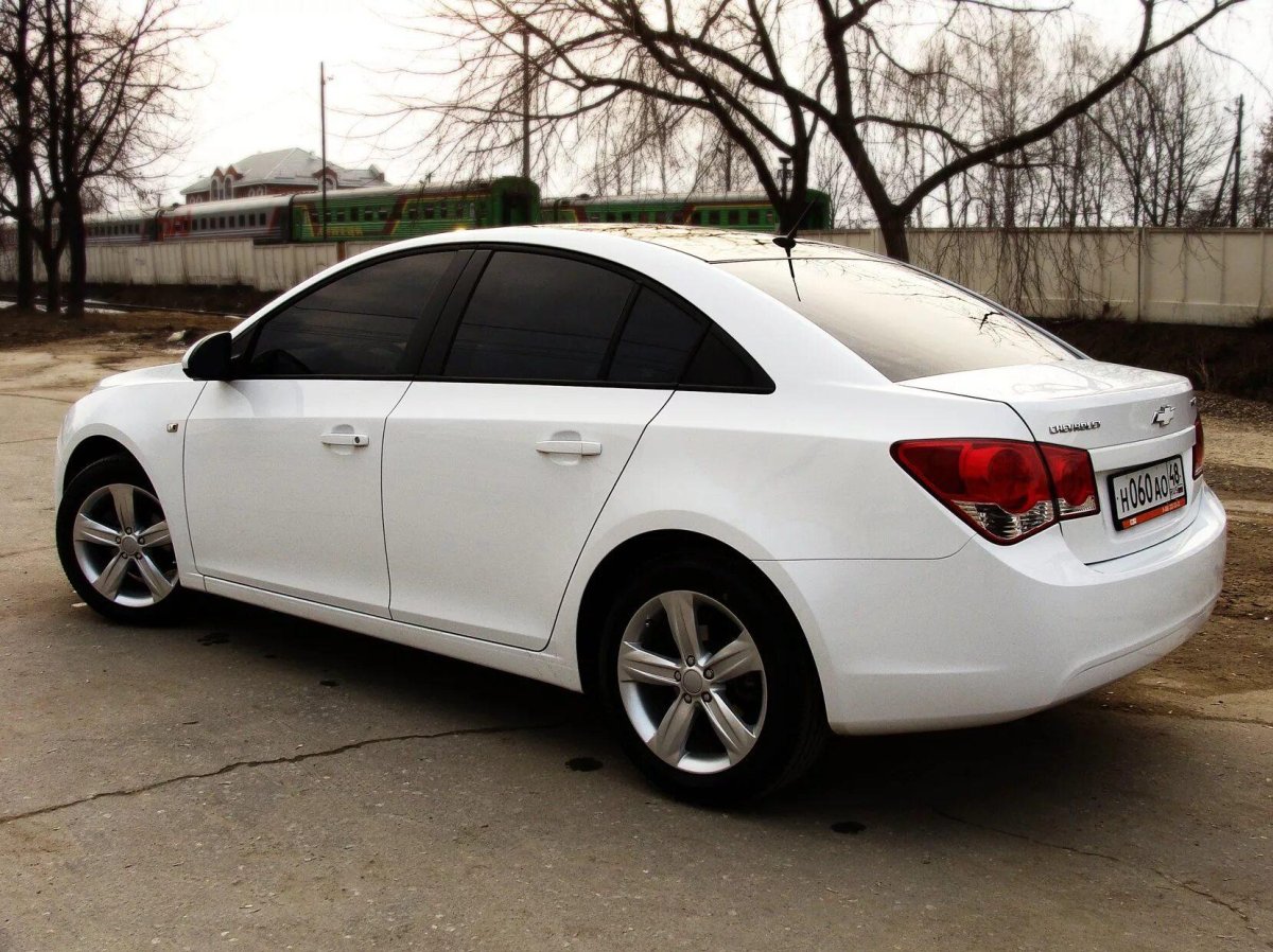 Колеса r17 Шевроле Круз белый