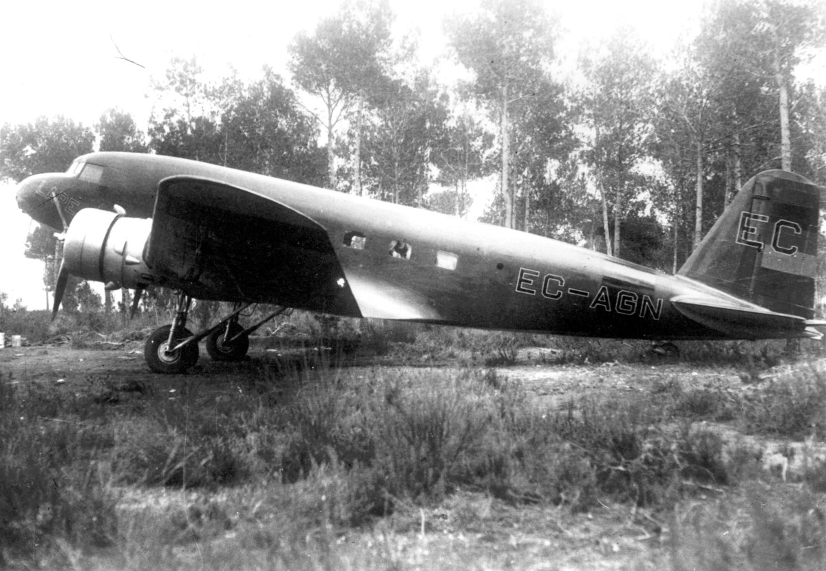 Самолёт Douglas DC-1