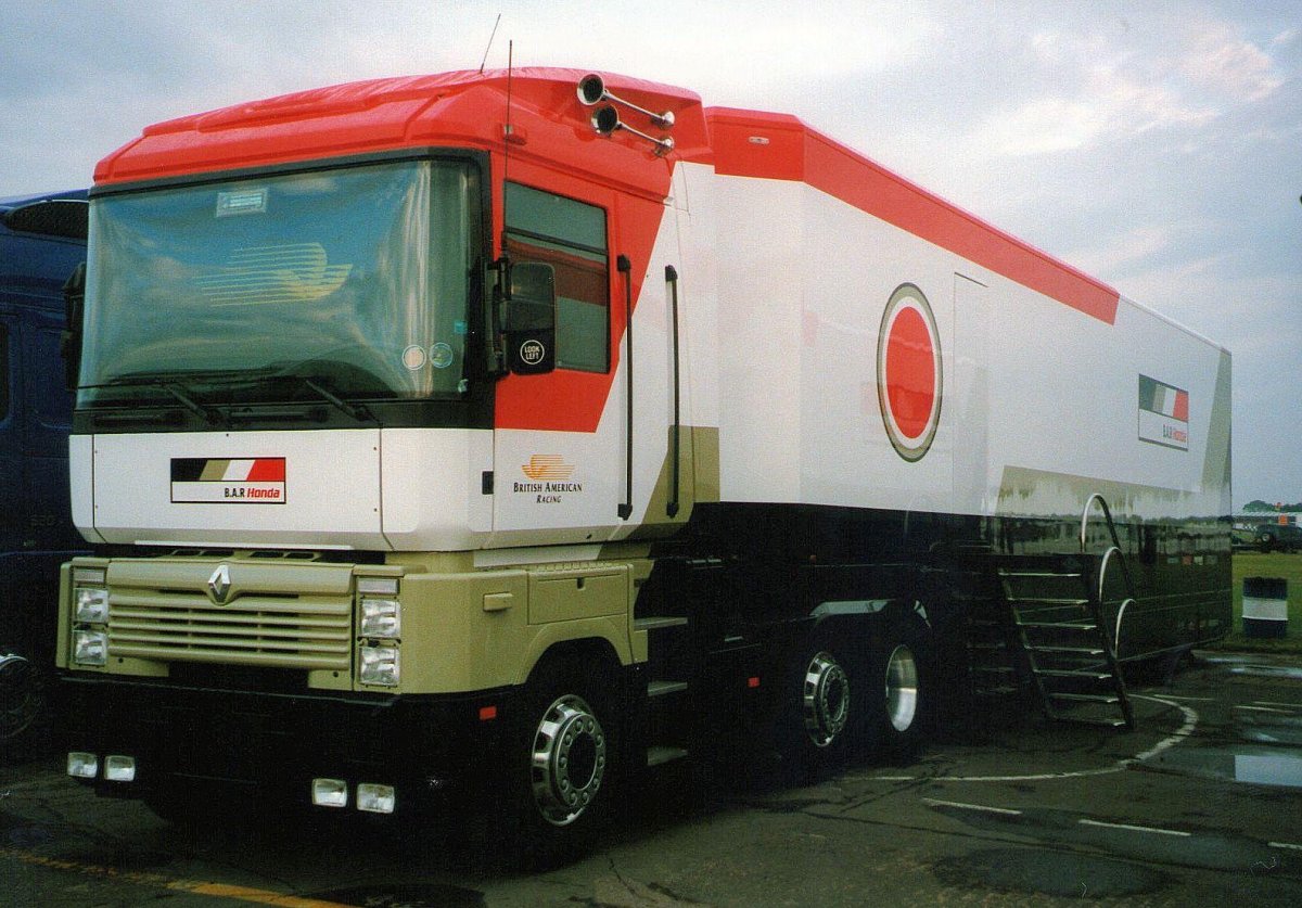 Renault Magnum MCLAREN f1 Motorhome