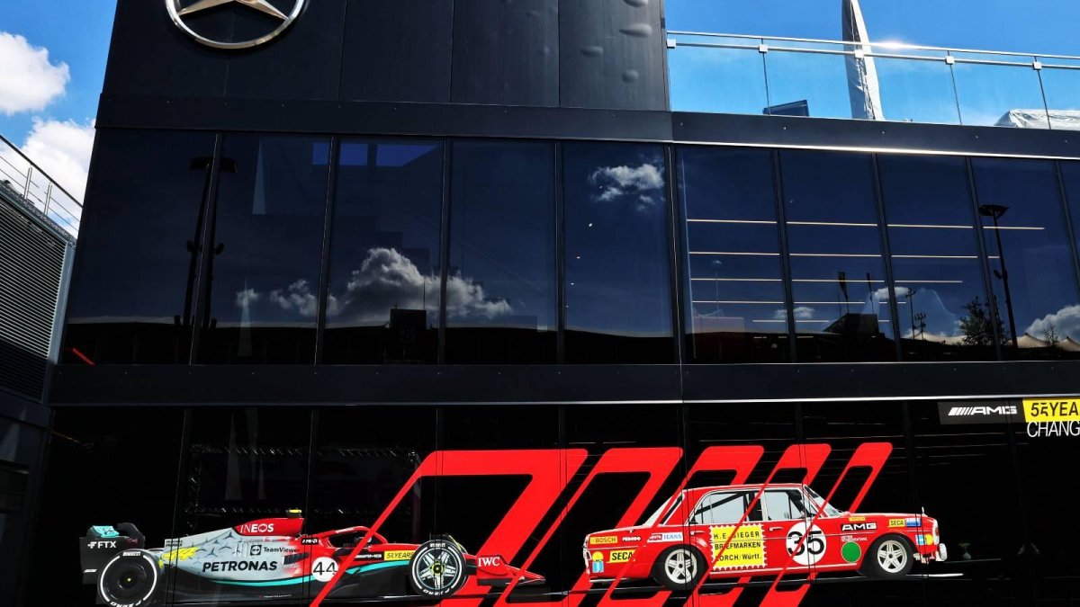 Моторхоум Мерседес формула 1