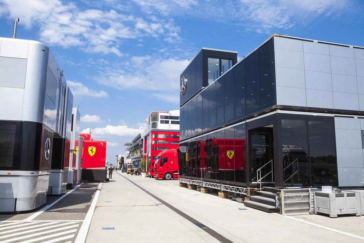 Паддок формулы 1
