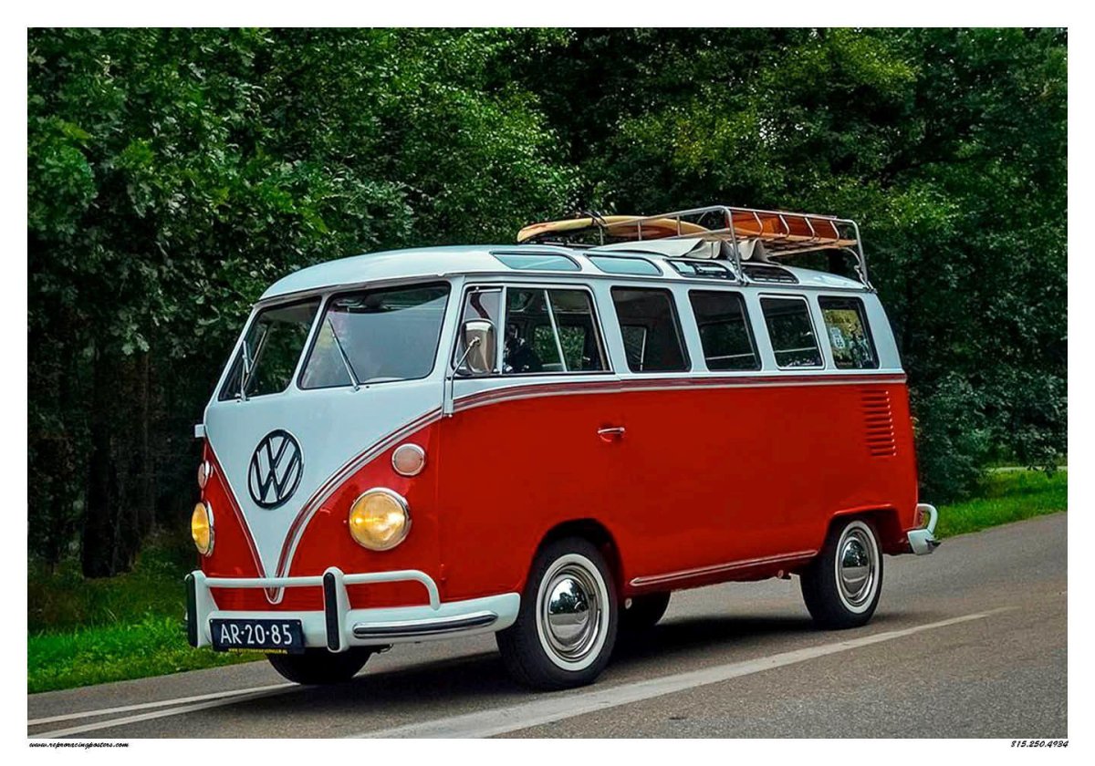 Желтый микроавтобус Volkswagen t1