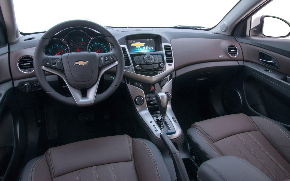 Chevrolet Cruze 2014 салон