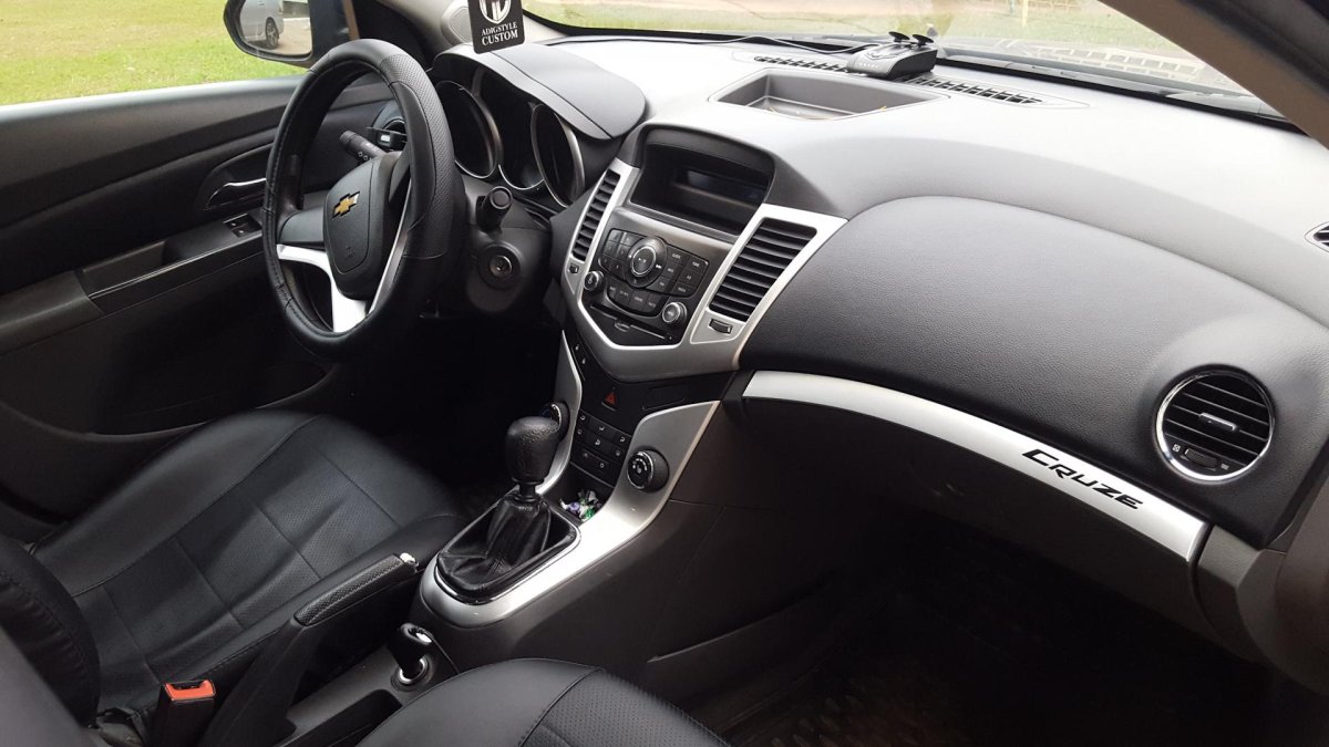 Chevrolet Cruze Interior Tuning