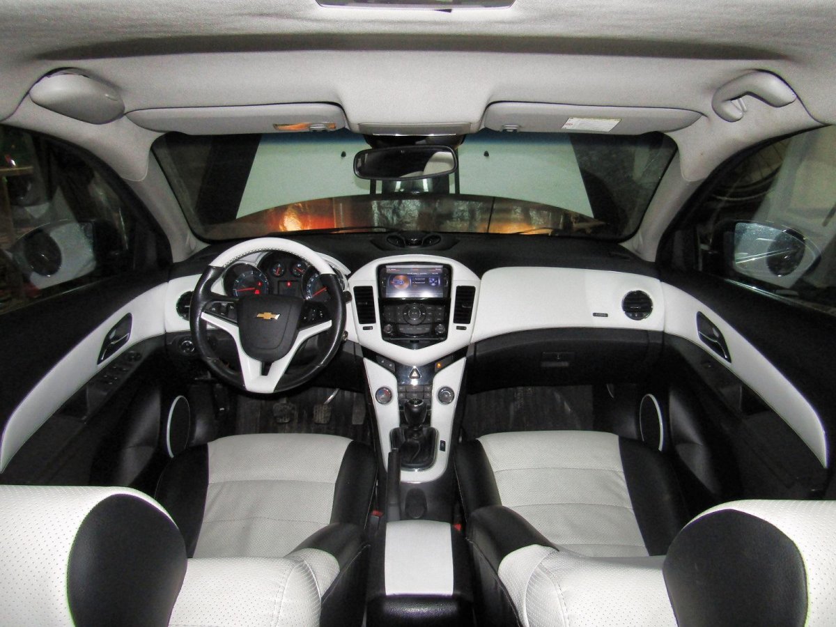 Chevrolet Cruze Interior Tuning