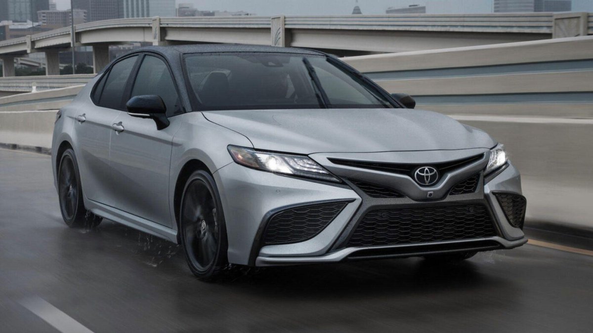 Toyota Camry 2024
