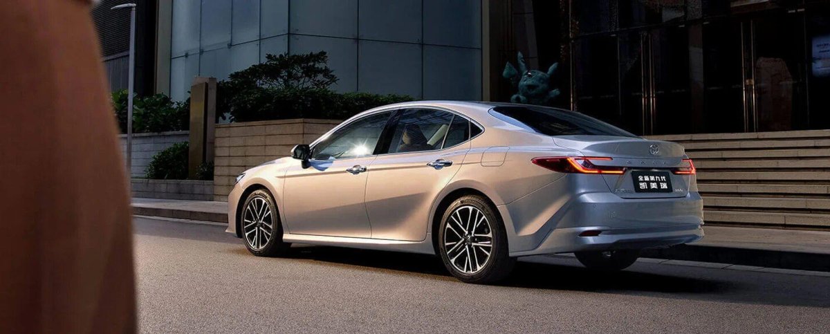 Новая Тойота Камри 2024