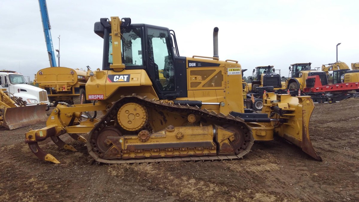 Бульдозер Caterpillar d5r2 XL