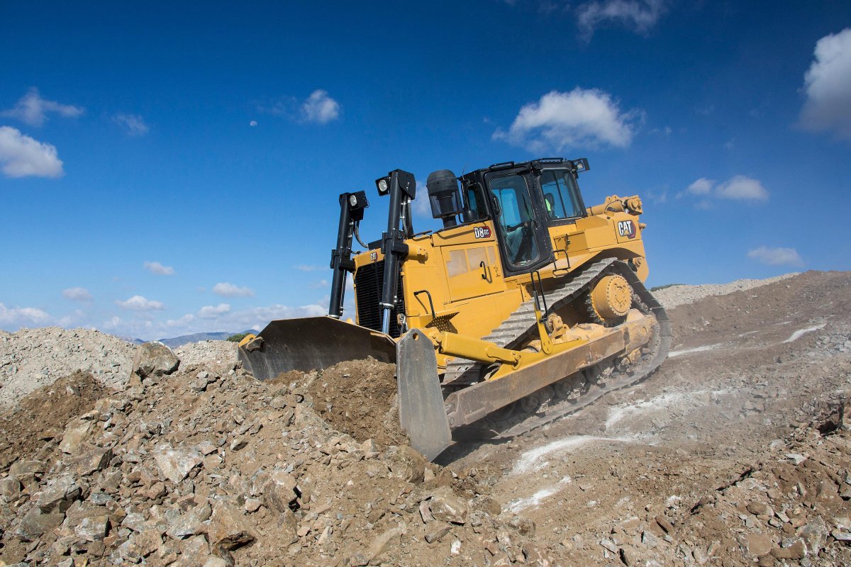 Кат д8р бульдозер