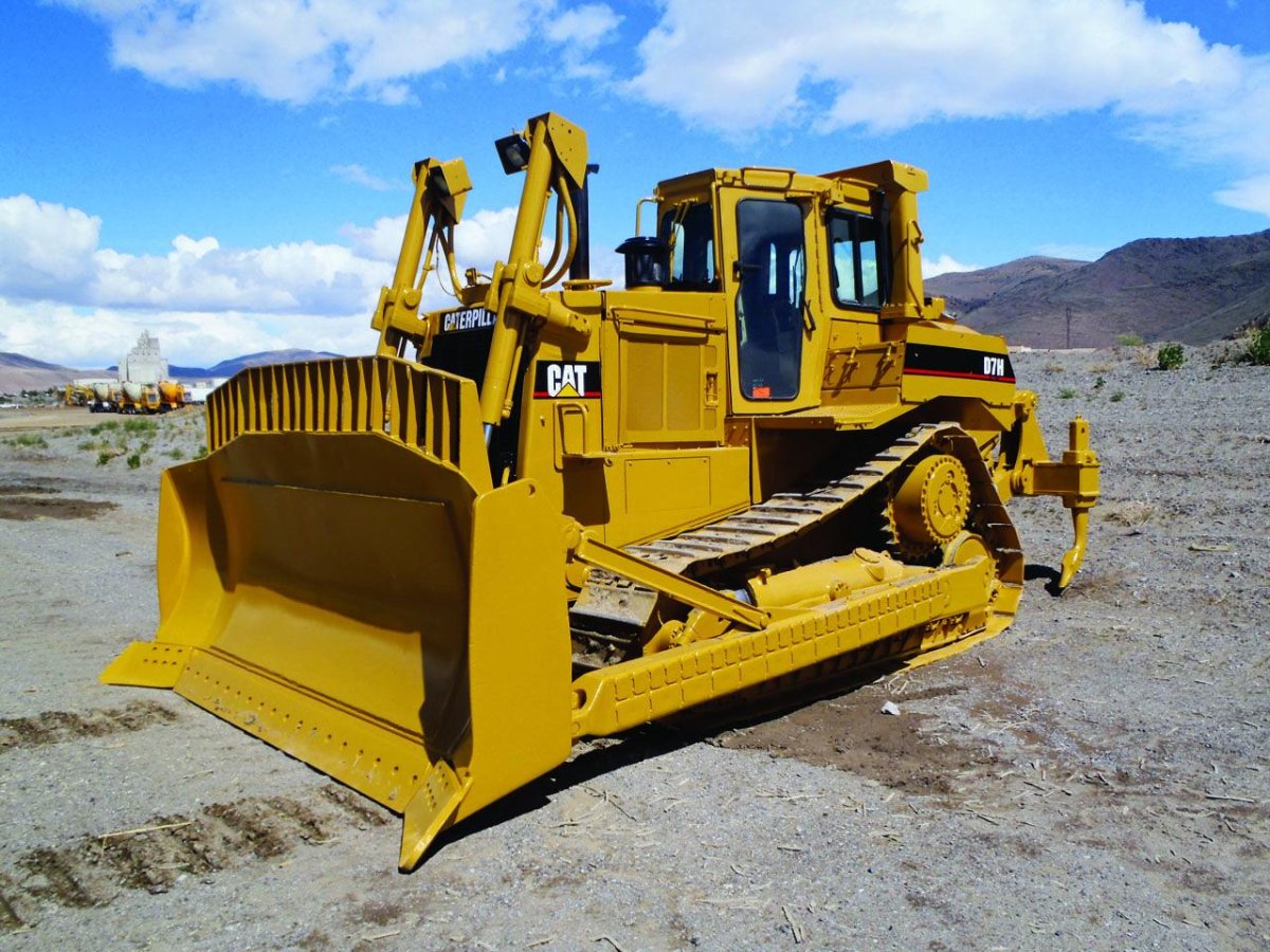 Катерпиллер d7h