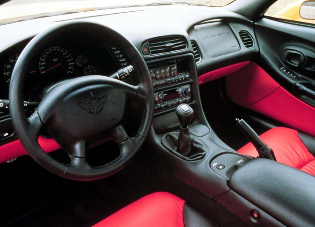 Chevrolet Corvette c5 салон