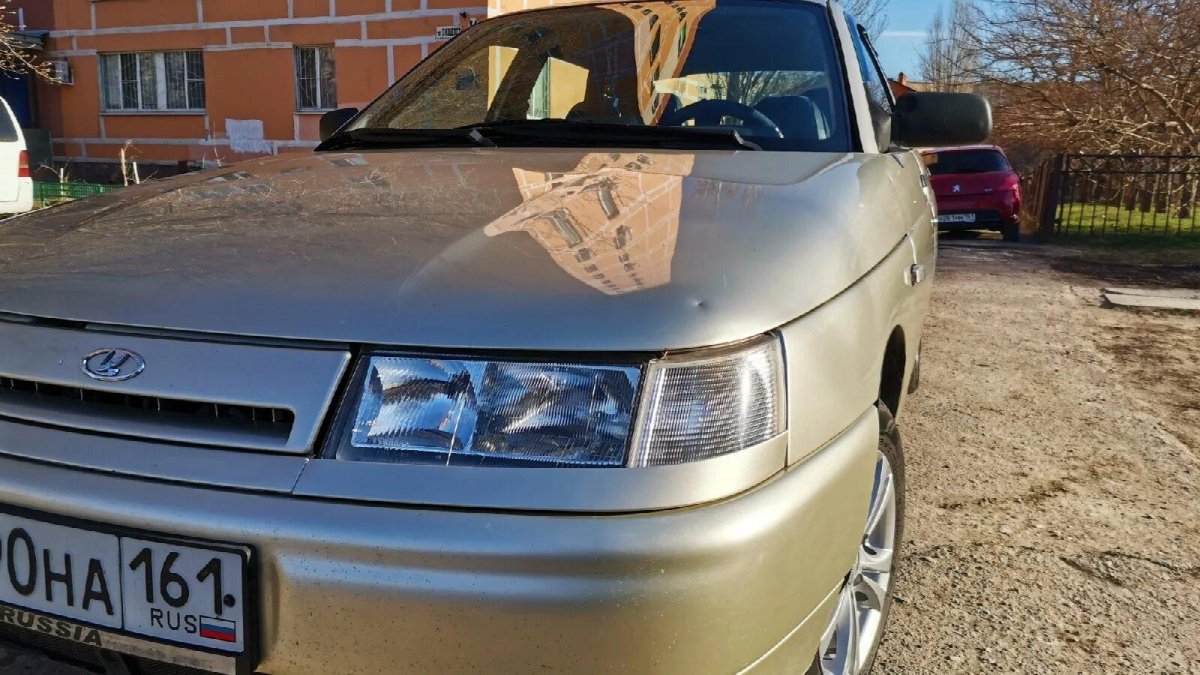 ВАЗ 2110 цвет Нефертити 270