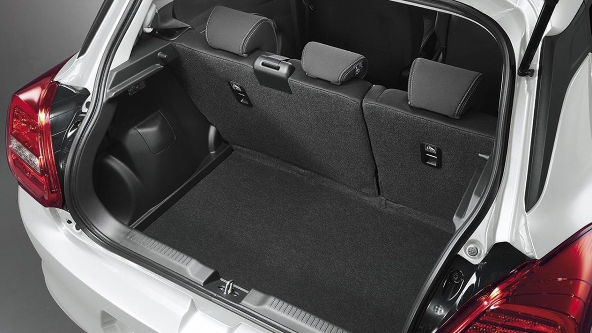 Suzuki.Swift 2017 багажник