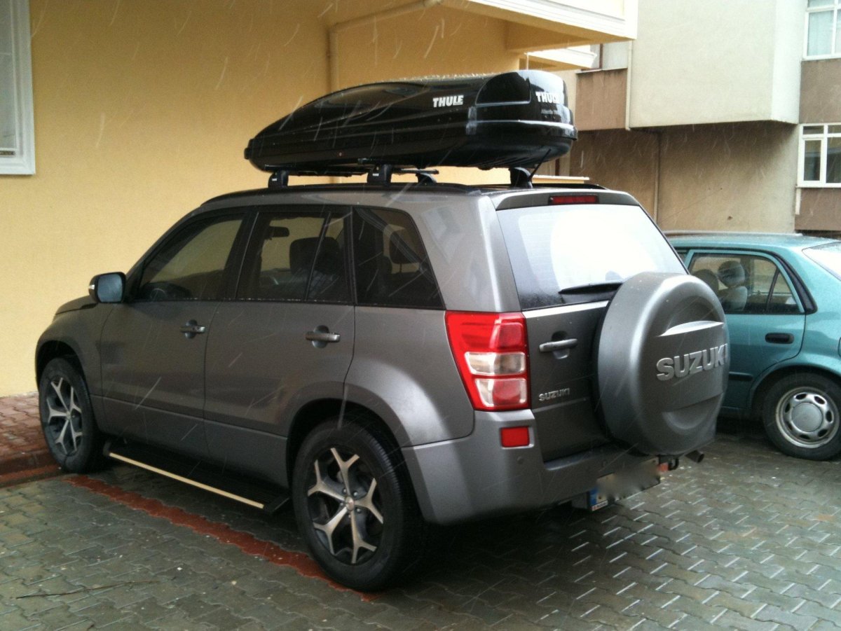 Сузуки Гранд Витара багажник