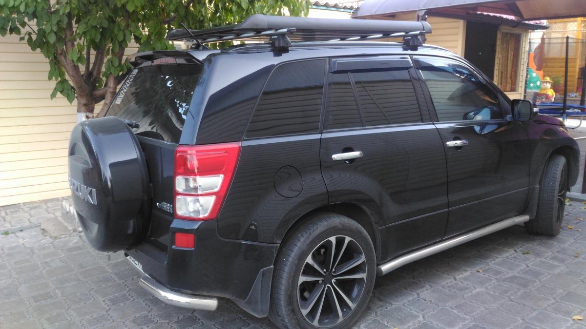 Сузуки Гранд Витара 2008 багажник