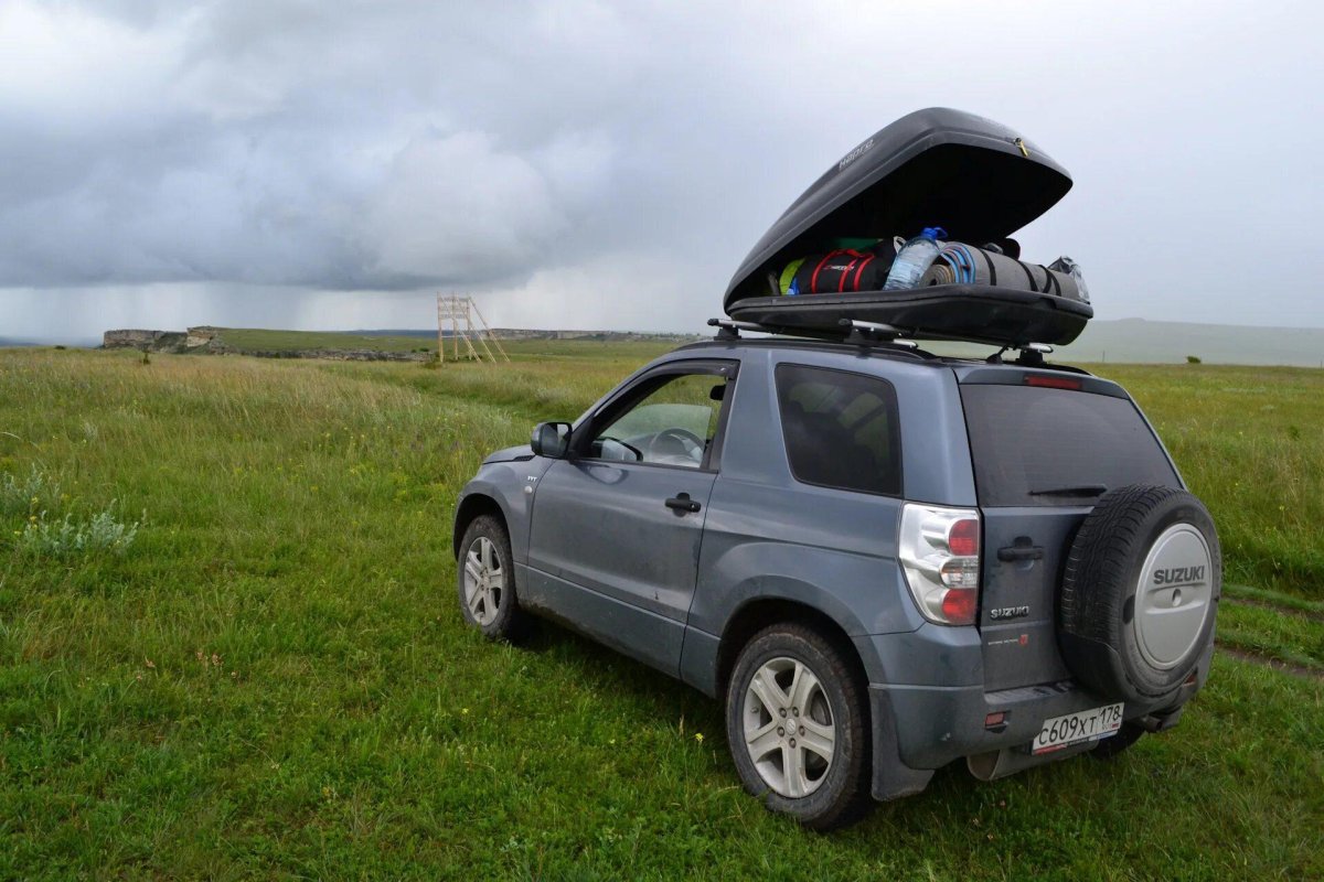 Suzuki Grand Vitara багажник