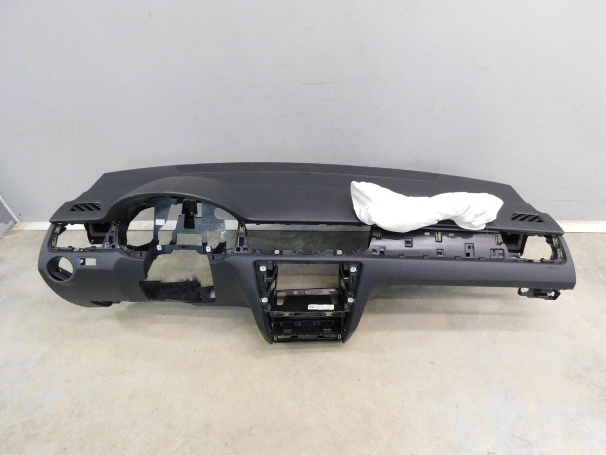 Торпеда Шкода Рапид 2020