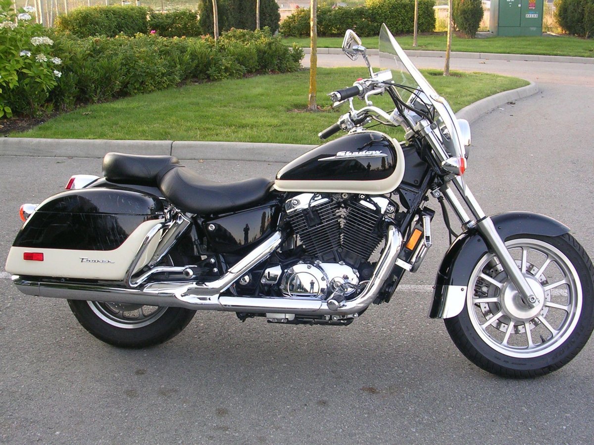 Honda vt1100 Shadow