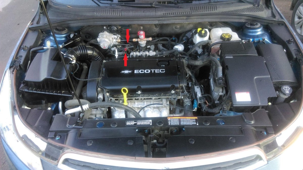 Подкапотка Шевроле Круз 1.6