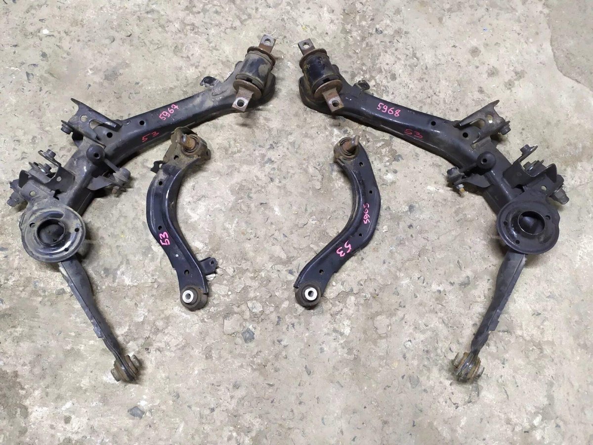 Задние рычаги Honda Civic 4d