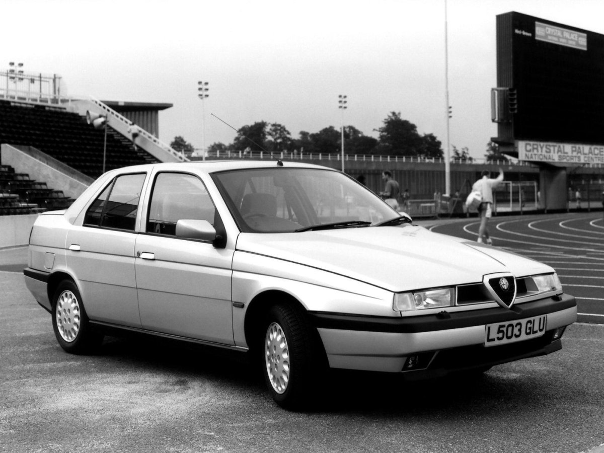 Заставка 1920 1080 Альфа Ромео 155 1992 год