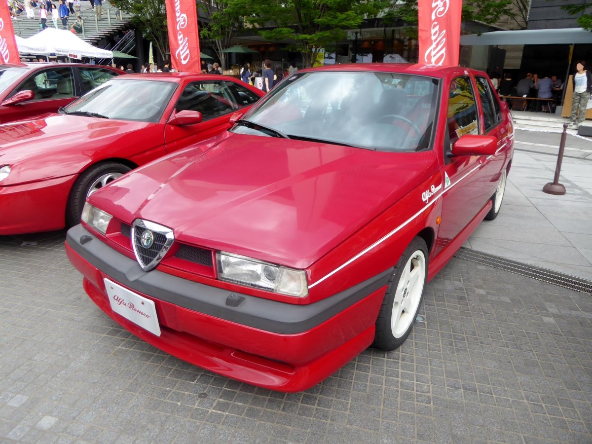 Alfa Romeo 155 v6
