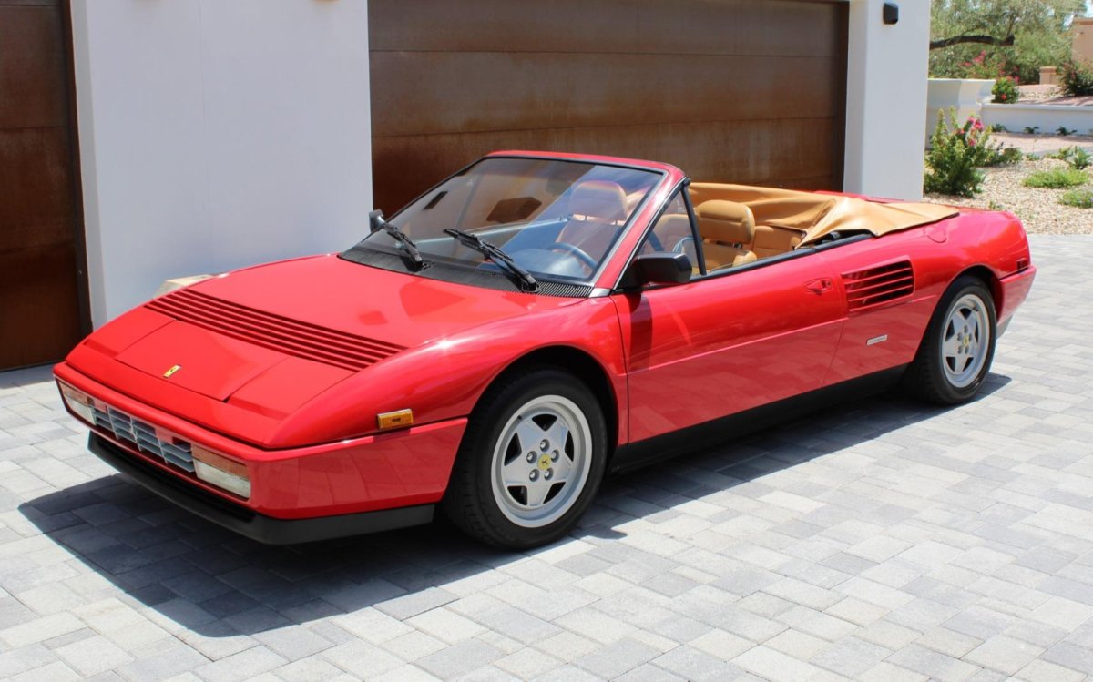 Ferrari Mondial Cabriolet (1983–1989 г.)