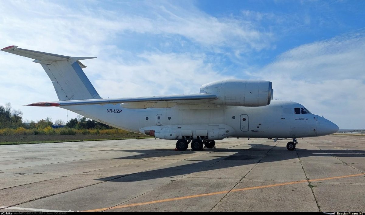 Антонов самолет