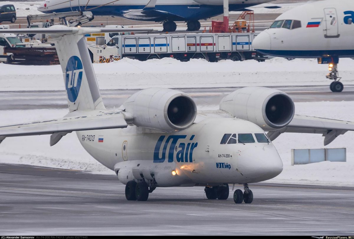АН-74 ЮТЭЙР карго