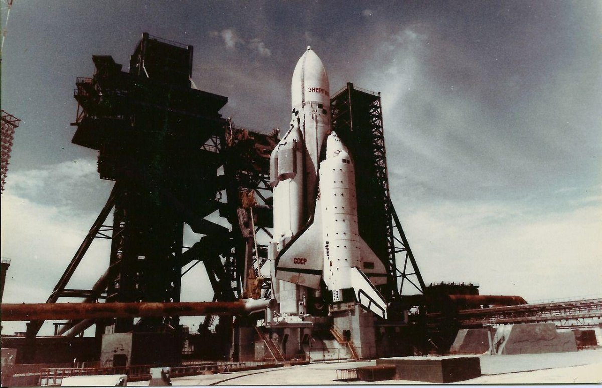 Буран энергия космический корабль