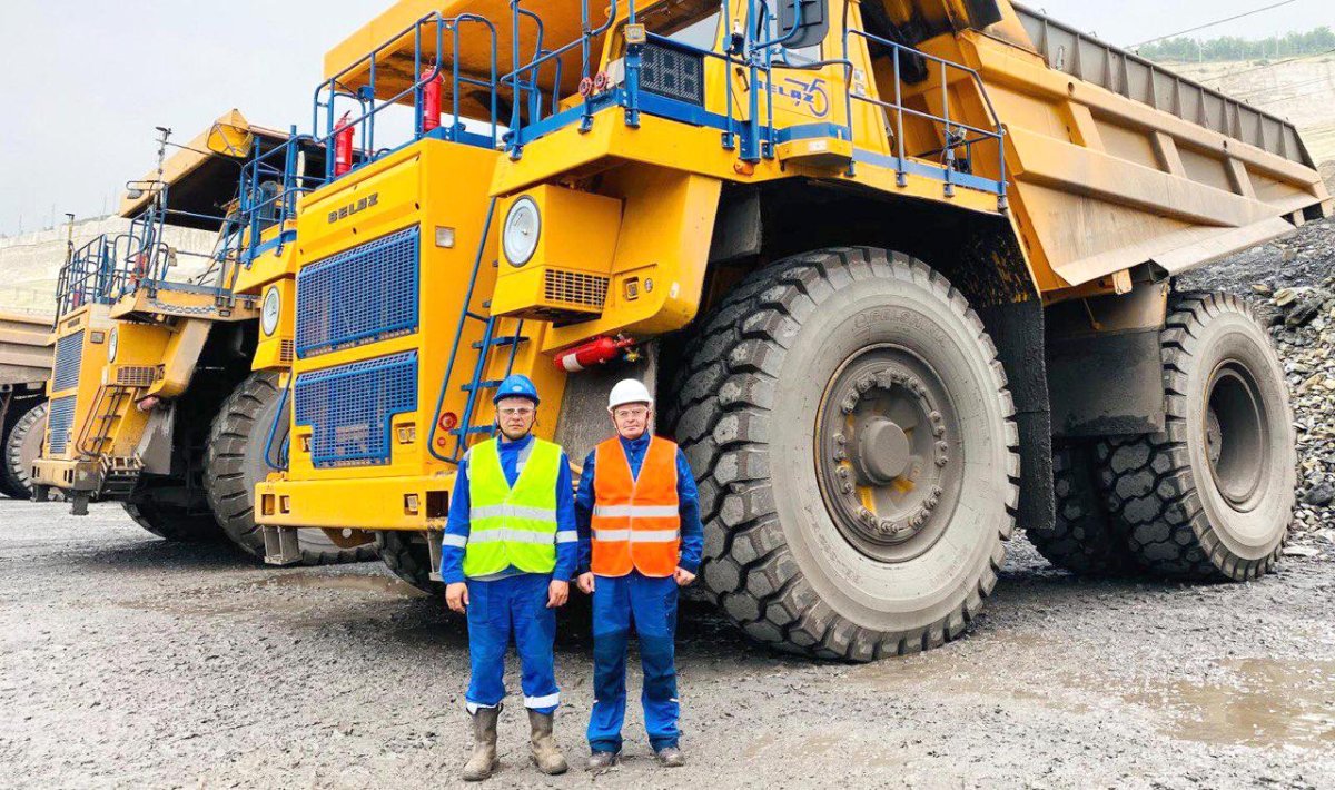 БЕЛАЗ карьерный самосвал