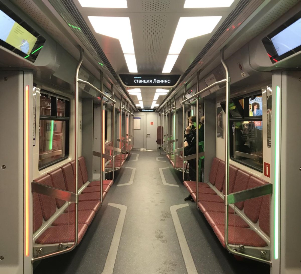 Метропоезд Балтиец 81/725