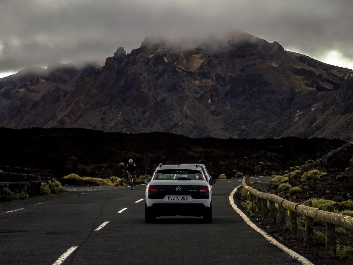 Дорога горы машина