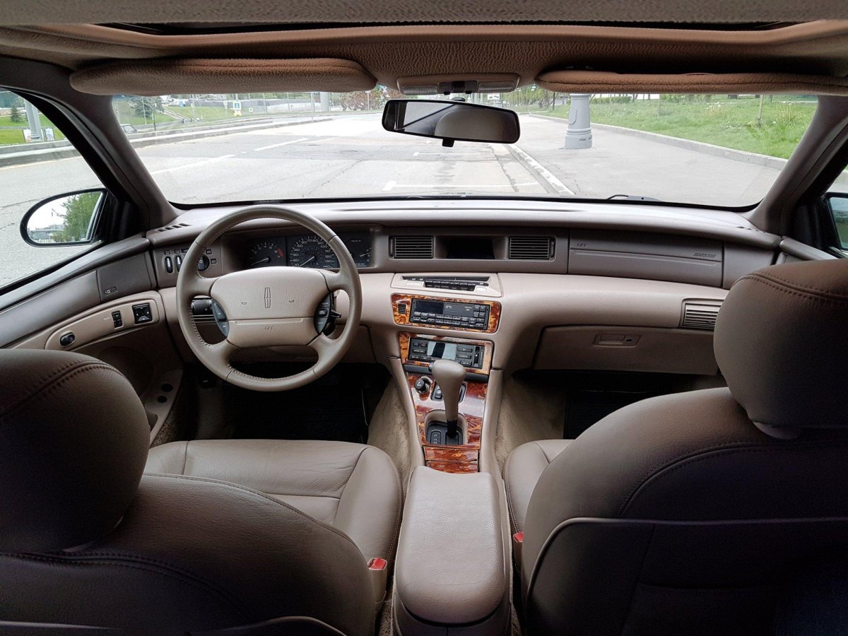Lincoln Mark 8 салон